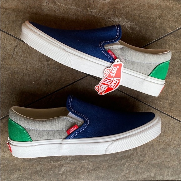 VANS CLASSIC SLIP ON VANS COASTAL GREY/TR WHT WMNS - Picture 4 of 16